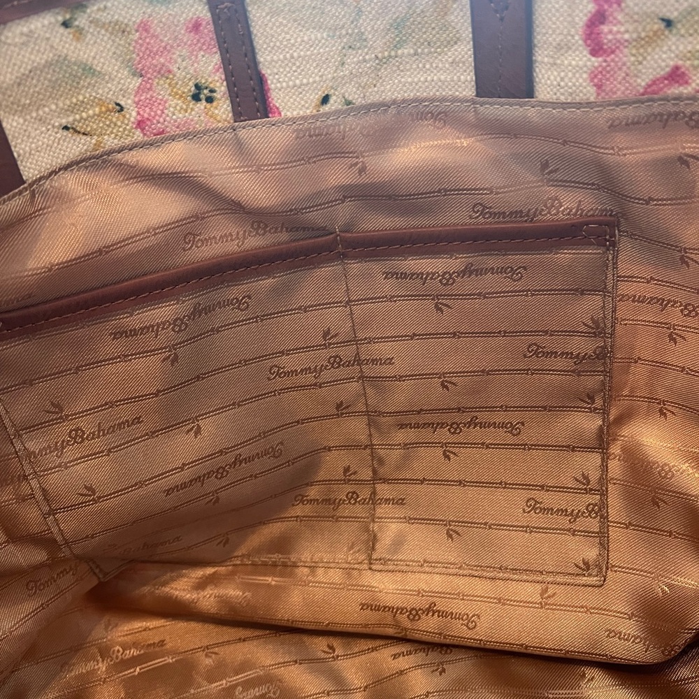 Tommy Bahama Destin Tote Parrot NWT - Picture 7 of 9